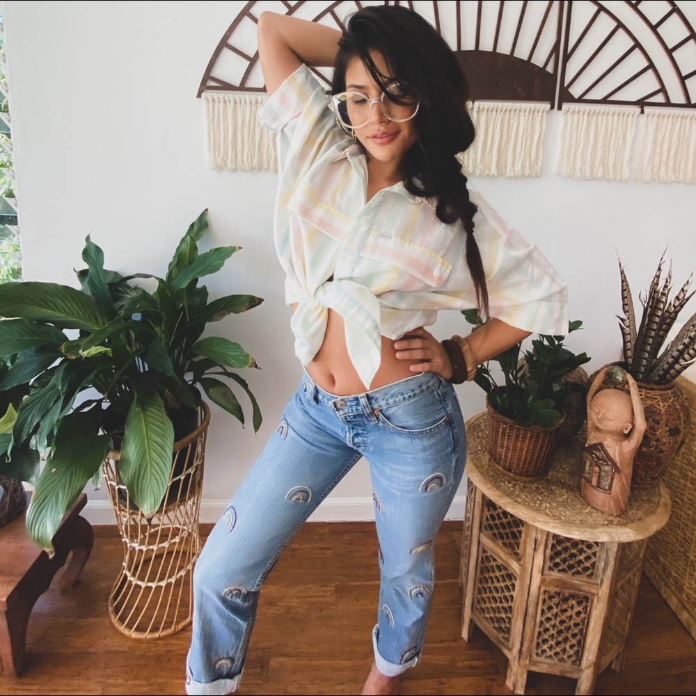 ONE OF A KIND LEVI HAND EMBROIDERED RAINBOW JEANS - Picture 4 of 16